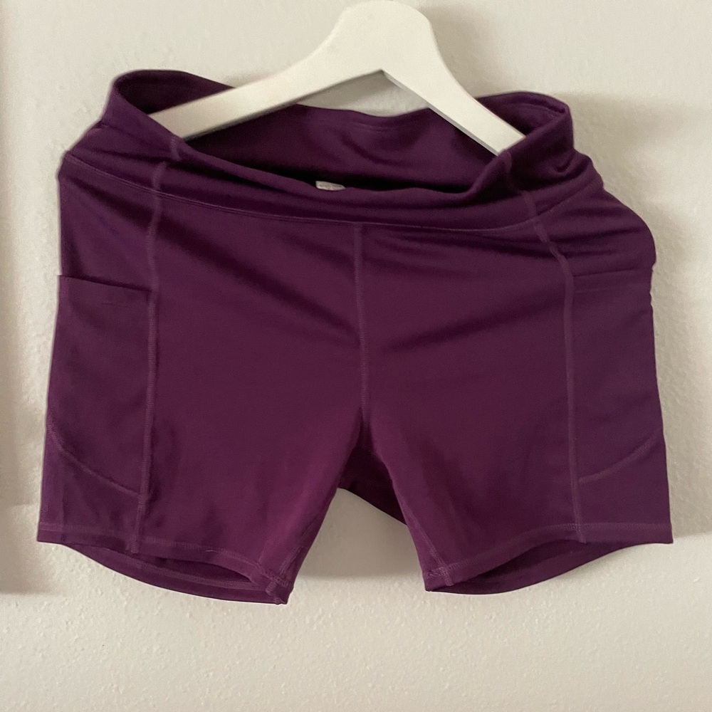High Waisted Squat Proof Running Shorts with Phone Pocket size L